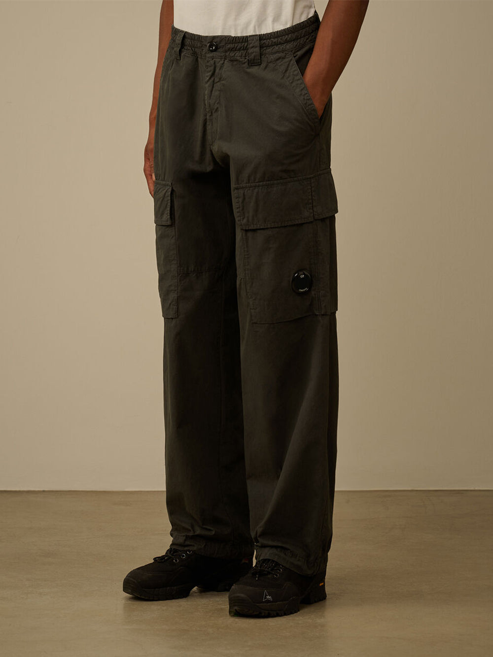 Microreps Boxy Cargo Pants (Dark Shadow)