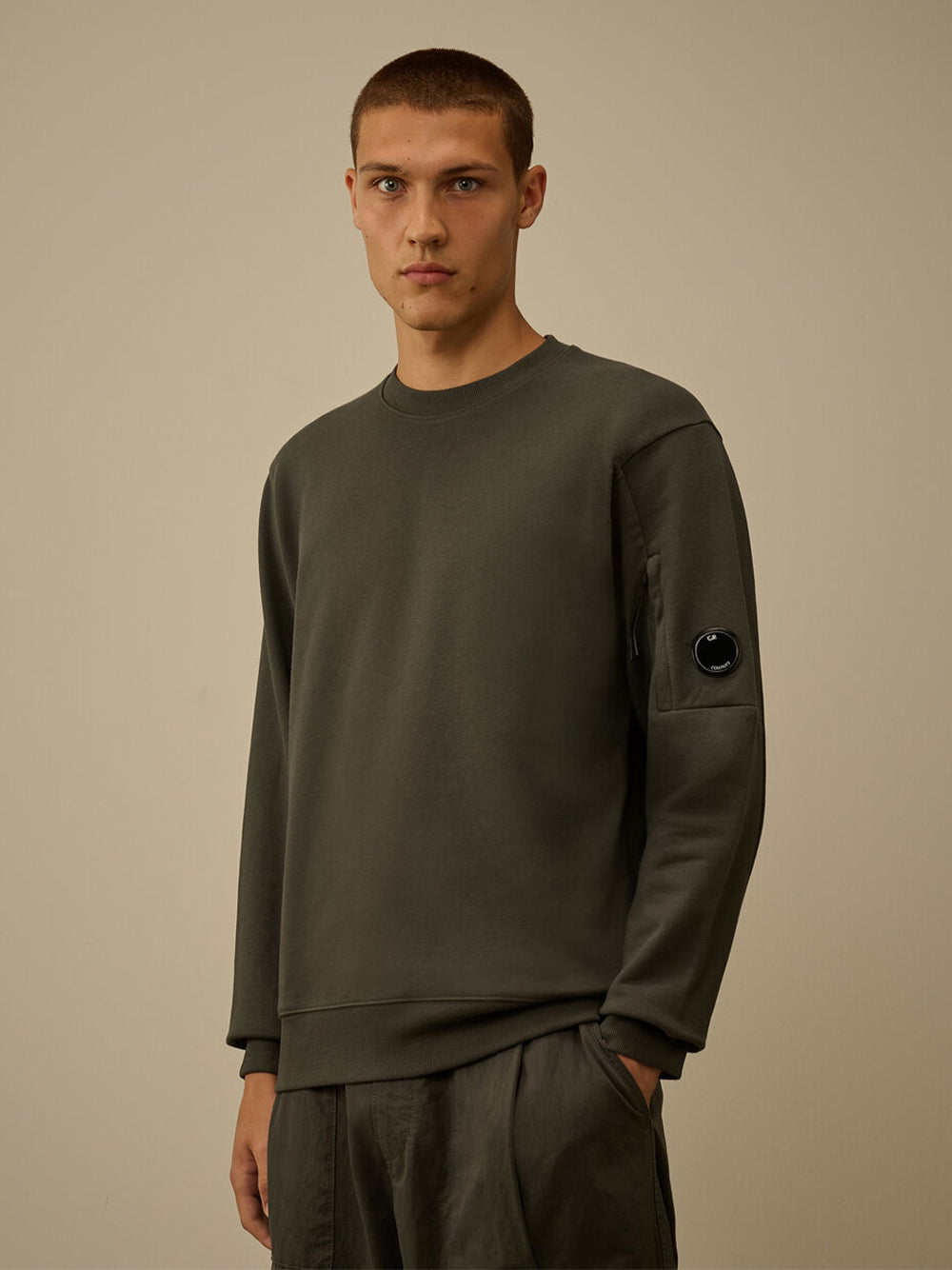 Diagonal Raised Fleece Crewneck Lens Sweatshirt (Dark Shadow)