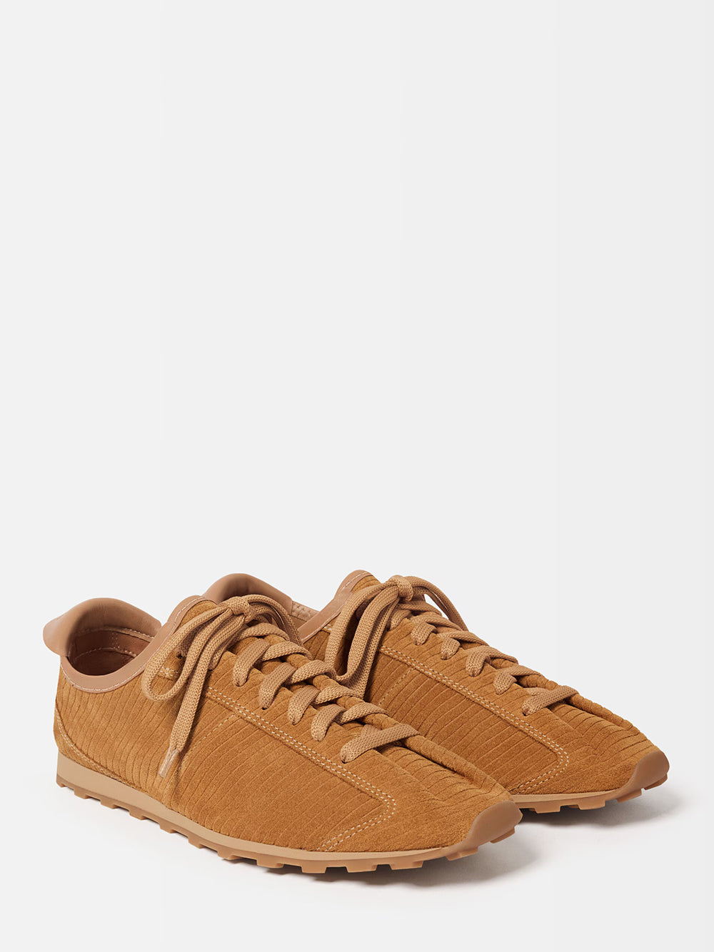 Les Tennis (Camel)