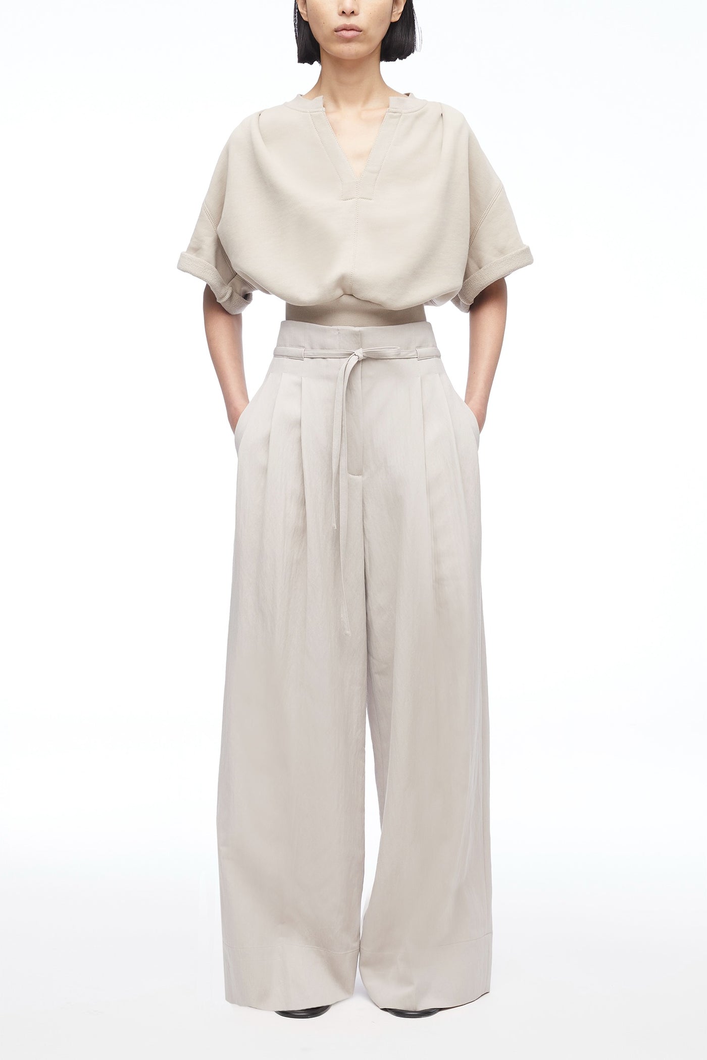 Short Sleeve Cropped Sweatshirt (Concrete)