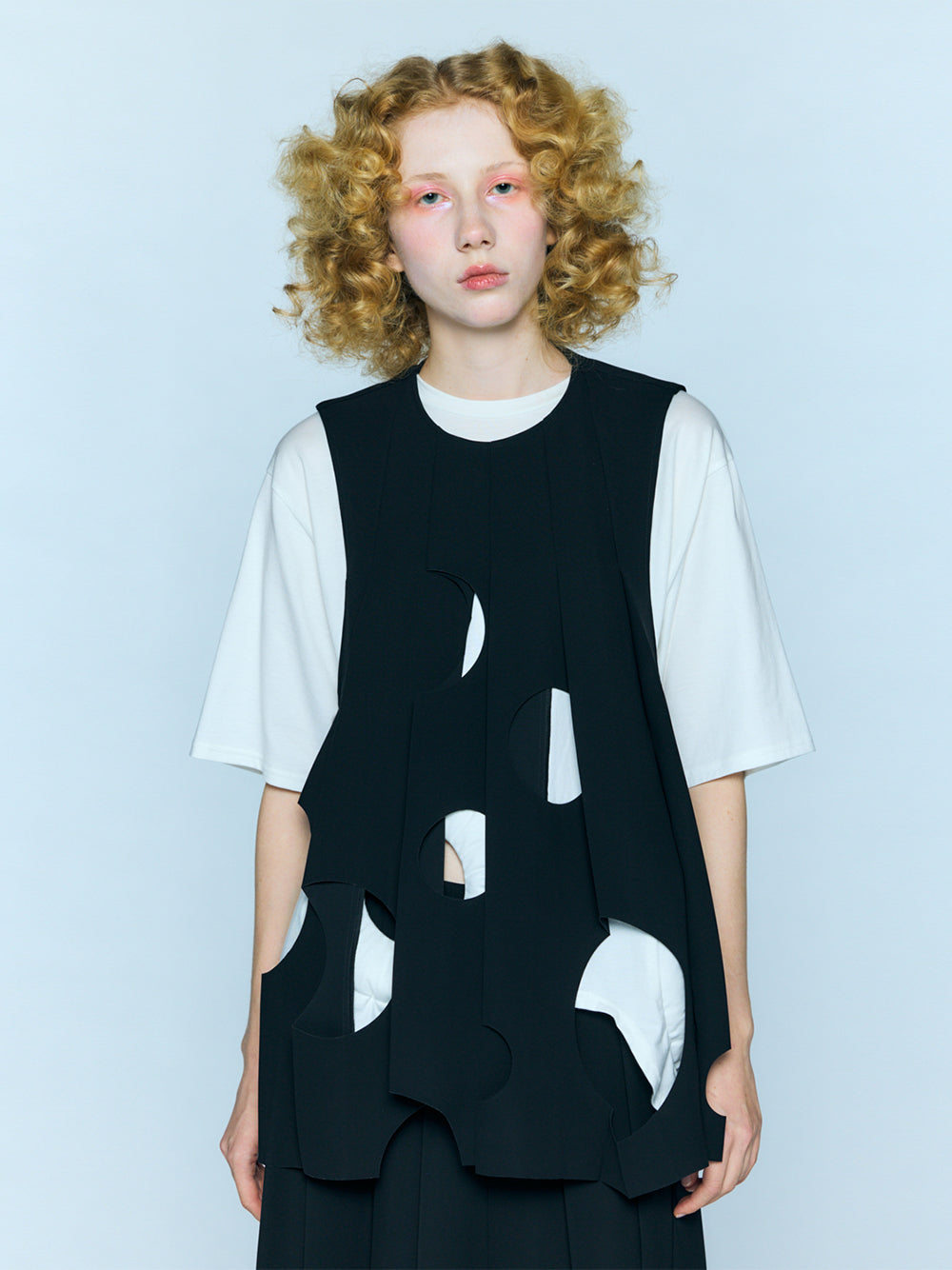 Tone Hole Vest Black