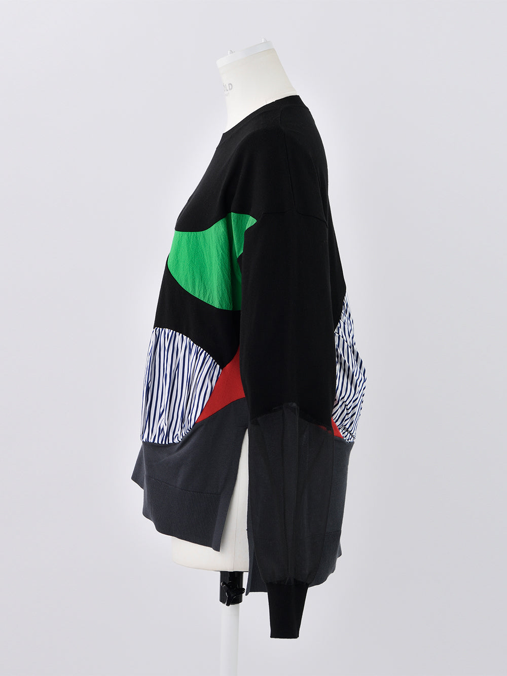 Mixed Color Pullover Black