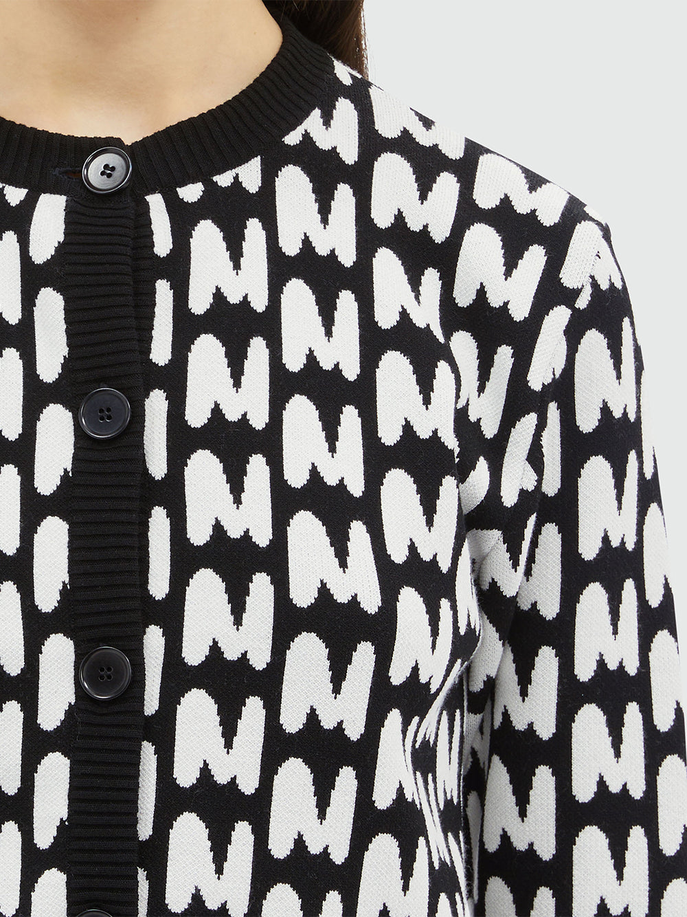 Jacquard "Themwave" Cardigan Black/White