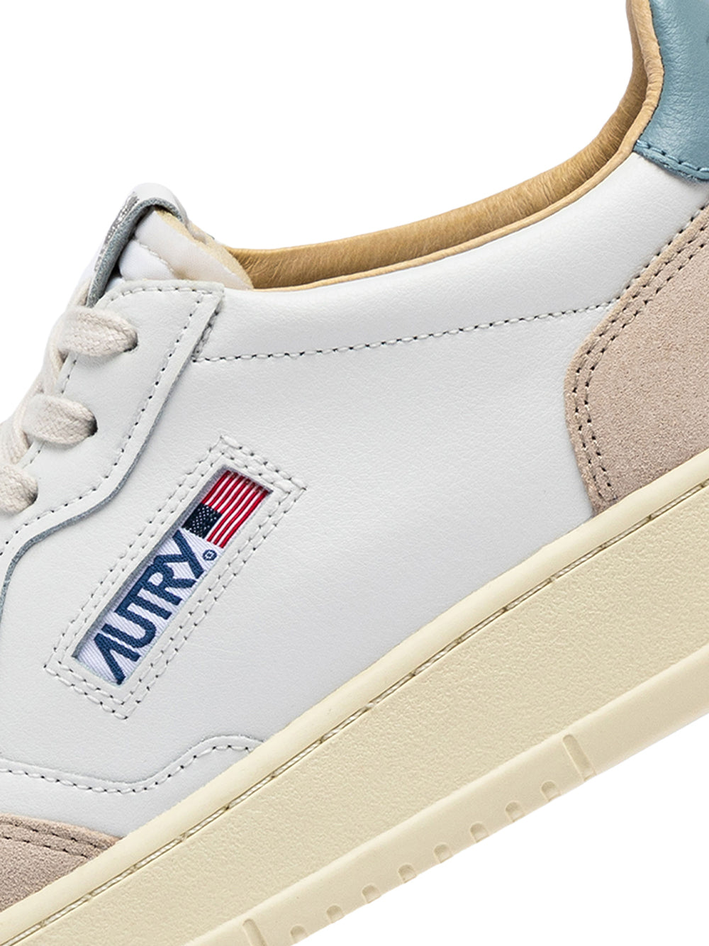 Medalist Low Sneakers (White/Silver Blue) (Men)