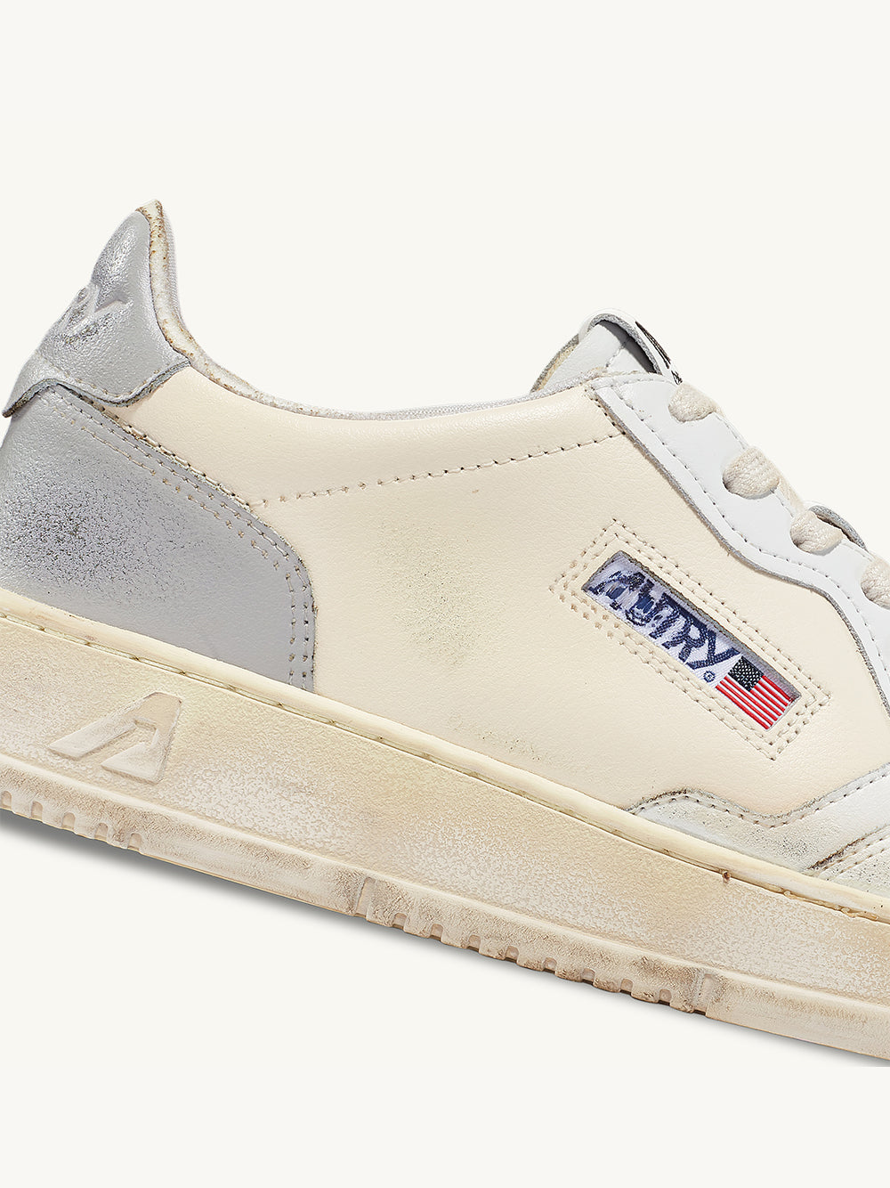 Super Vintage Sneaker (Ivory/White)
