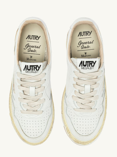 Medalist Low Super Vintage 'Autry X Maison Mihara Yasuhiro White