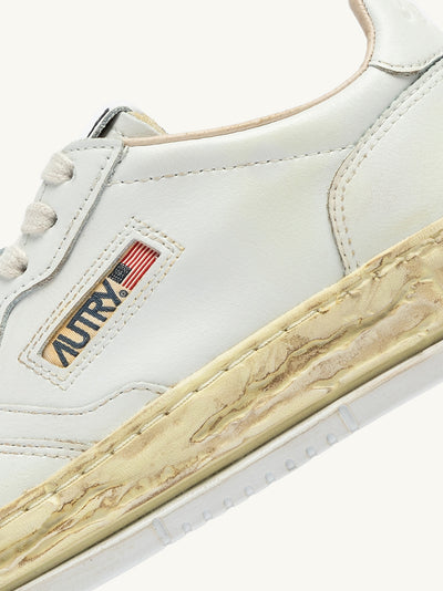Medalist Low Super Vintage 'Autry X Maison Mihara Yasuhiro White