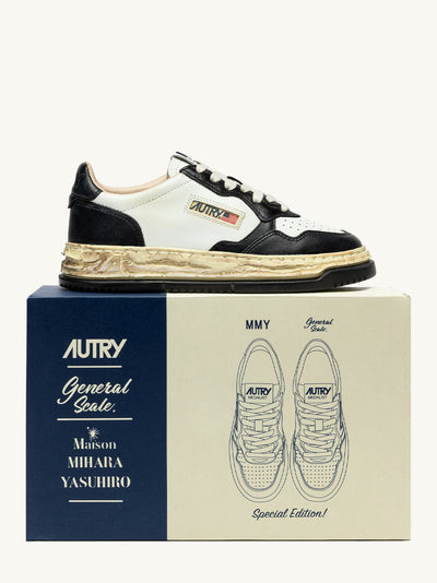 Medalist Low Super Vintage 'Autry X Maison Mihara Yasuhiro General Scale' Whtie/Black