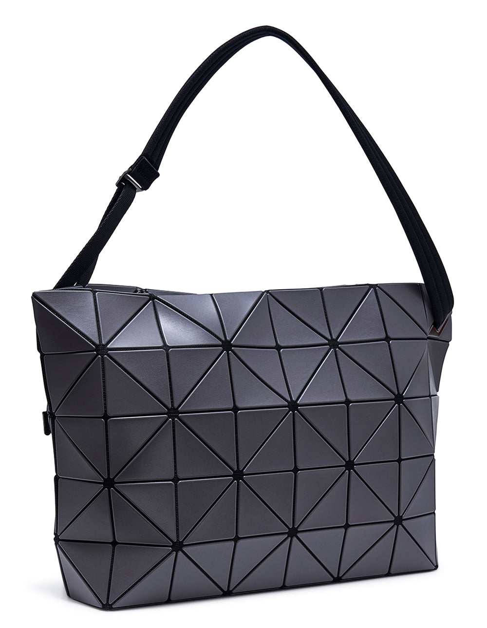     BAO-BAO-ISSEY-MIYAKE-BLOCKY-SHOULDER-BAG-LARGE-GREY-2