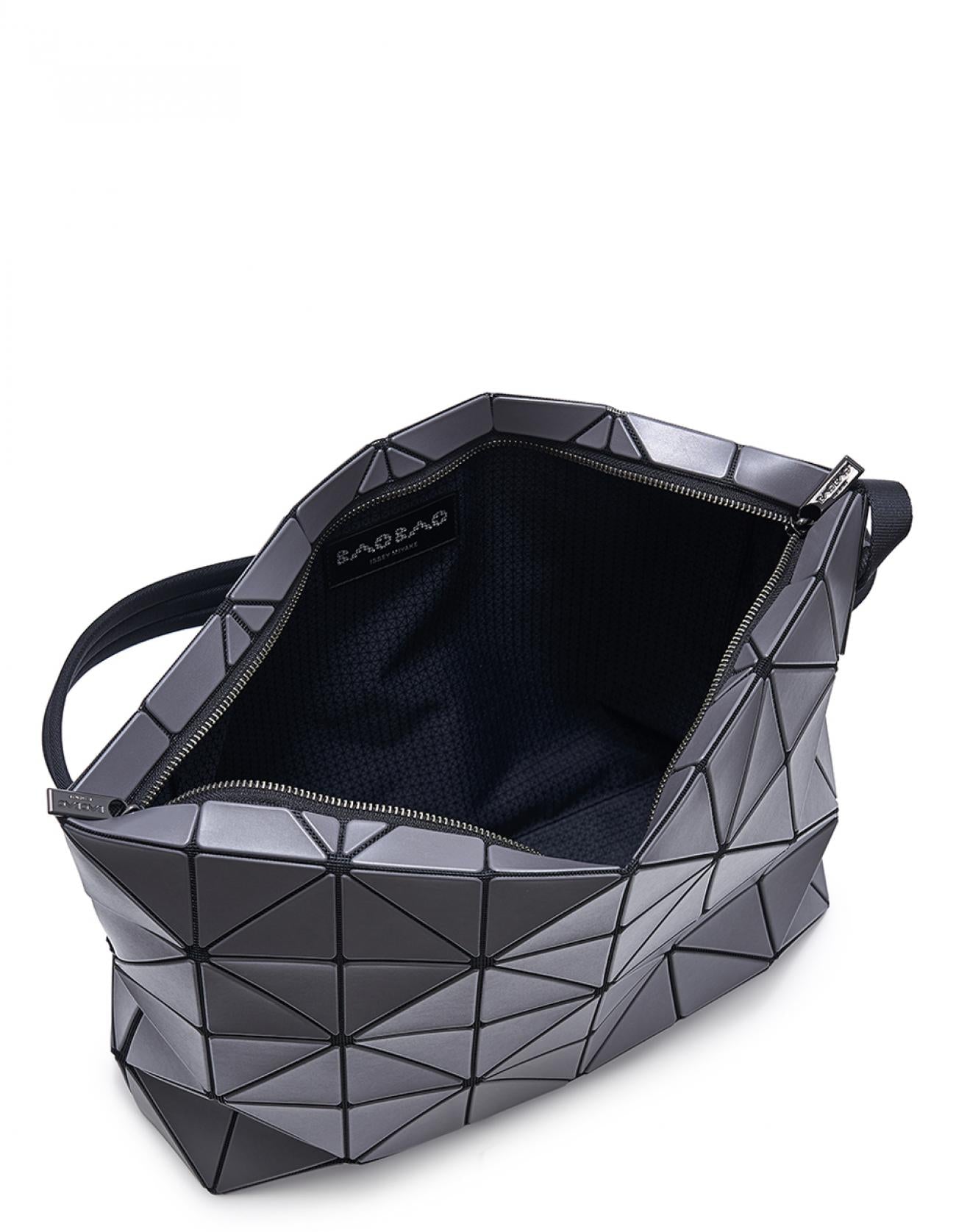    BAO-BAO-ISSEY-MIYAKE-BLOCKY-SHOULDER-BAG-LARGE-GREY-3