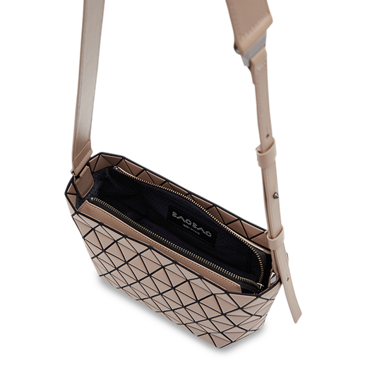       BAO-BAO-ISSEY-MIYAKE-CRYSTAL-MATTE-SHOULDER-BAG-LIGHT-BROWN-3