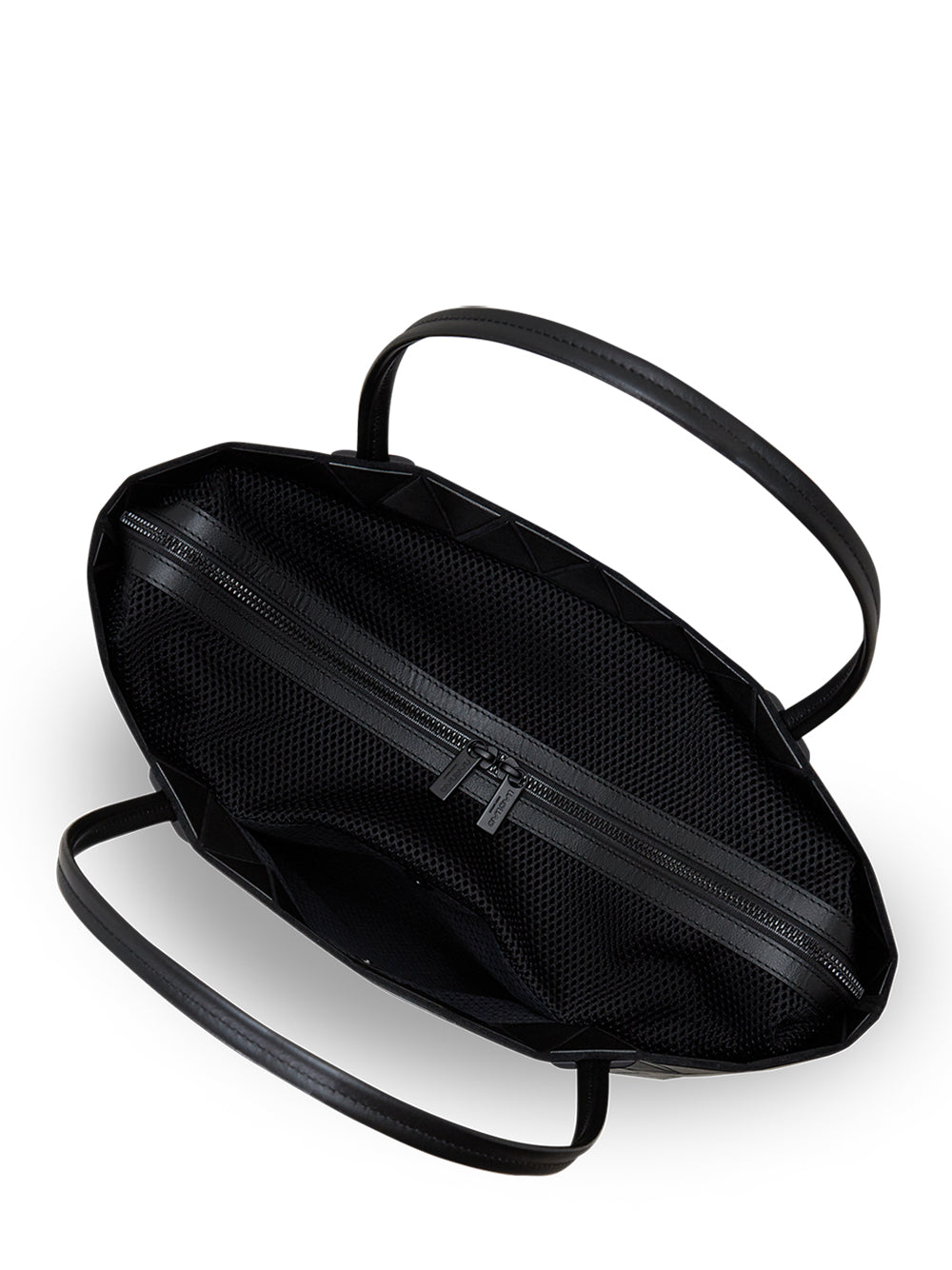 BATEAU MATTE Handbag (Matte Black)