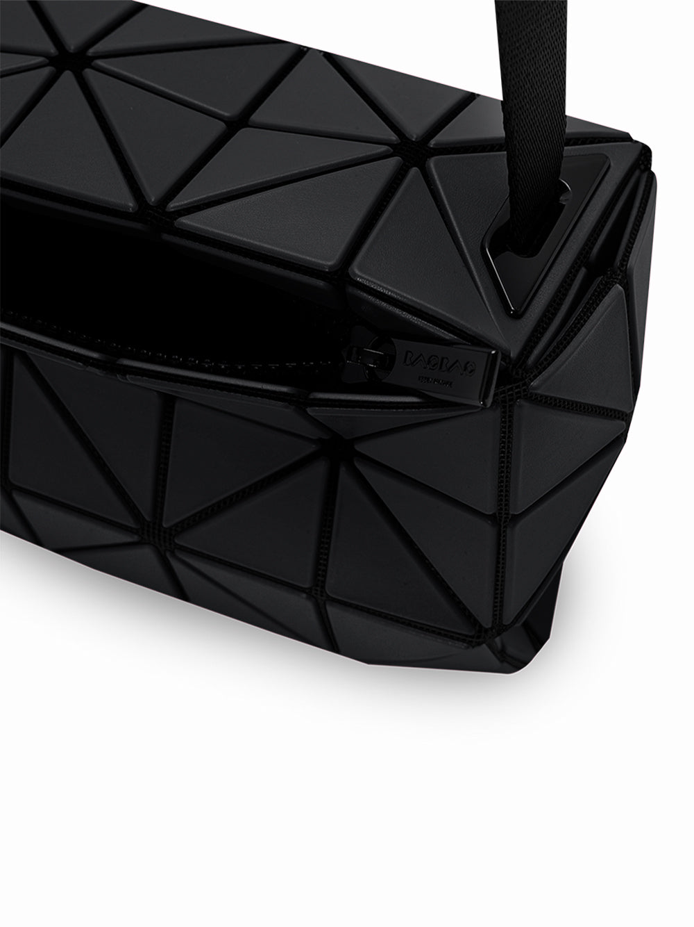 CARTON MATTE Shoulder Bag (Matte Black)