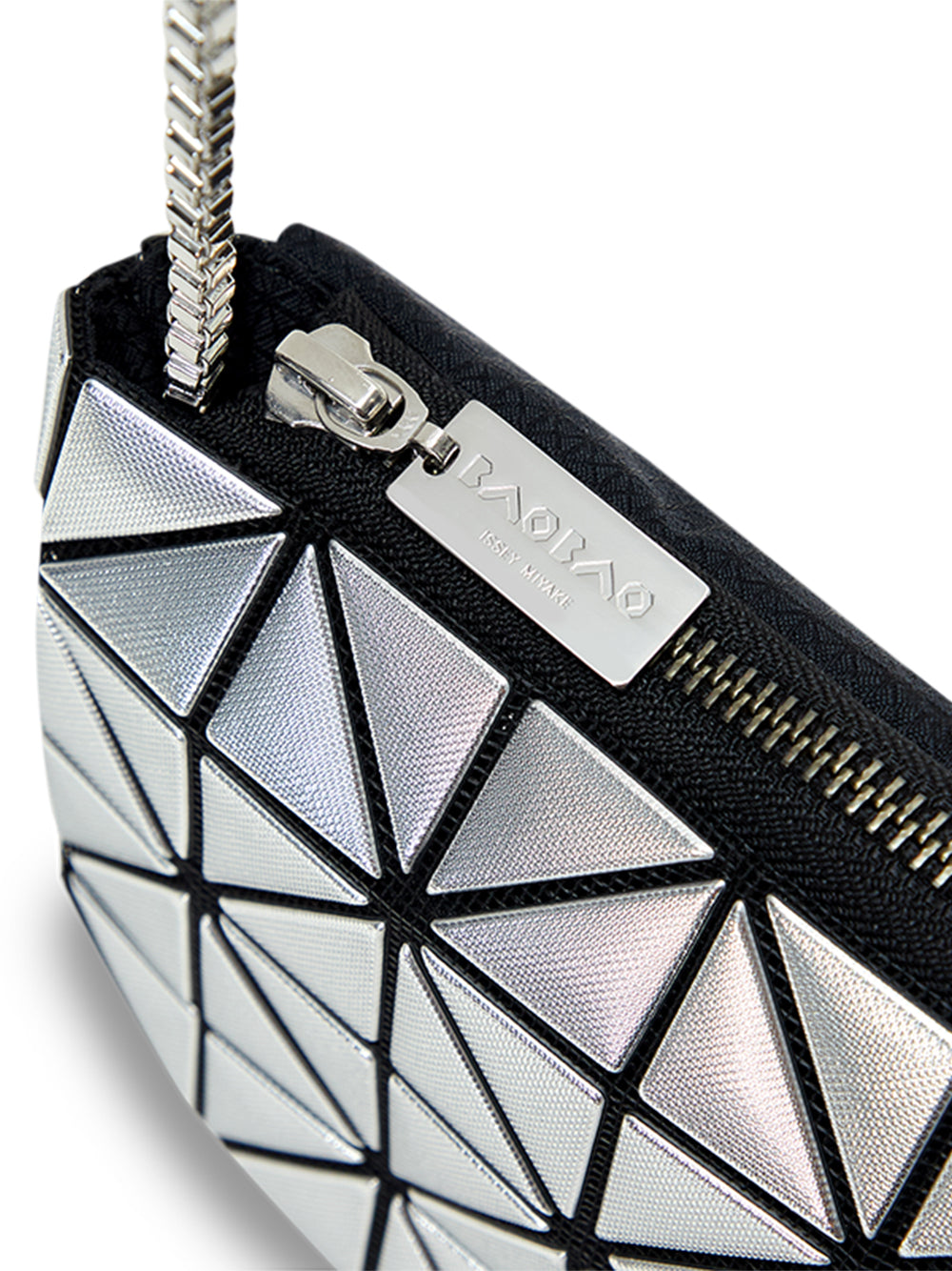 PLATINUM COFFRET Shoulder Bag (Medium) (Silver)