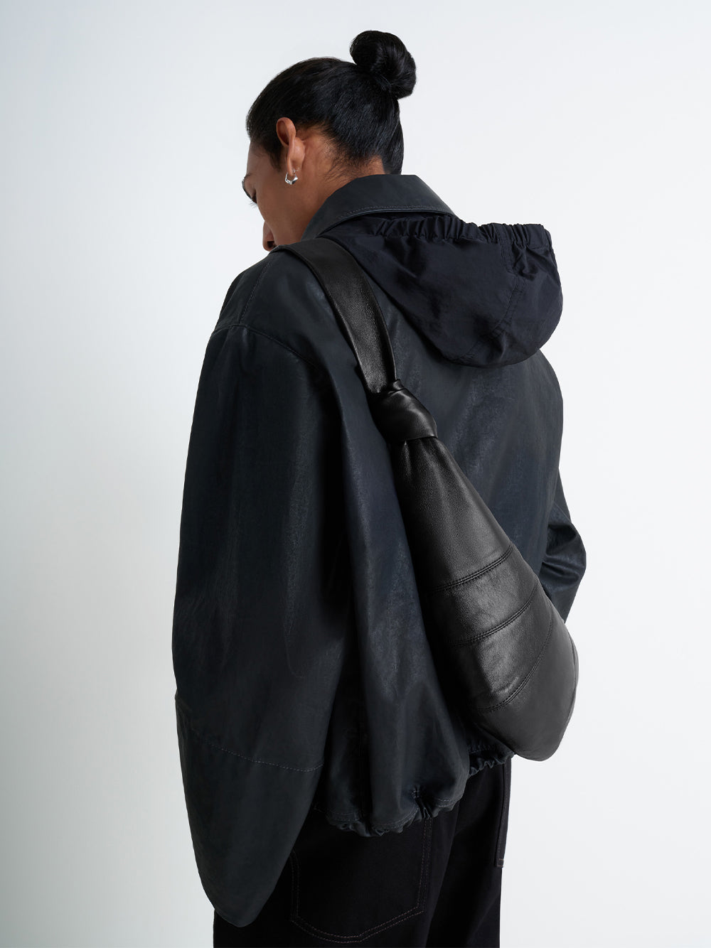 Medium Croissant Bag Black