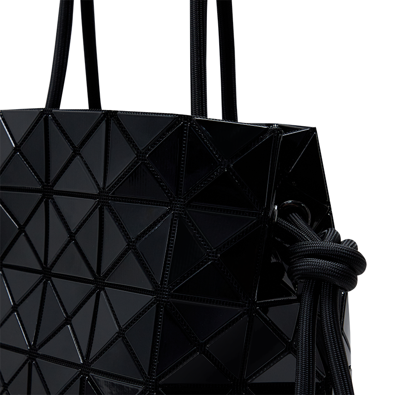 WRING Shoulder Bag (Medium) (Black)