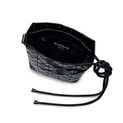 WRING Shoulder Bag (Medium) (Black)