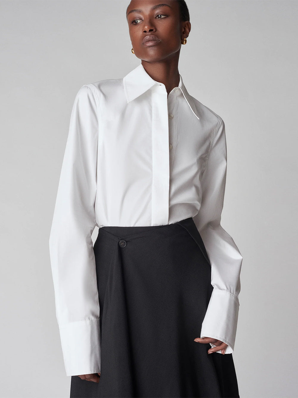 Fitted Shirt In Cotton Poplin (White)