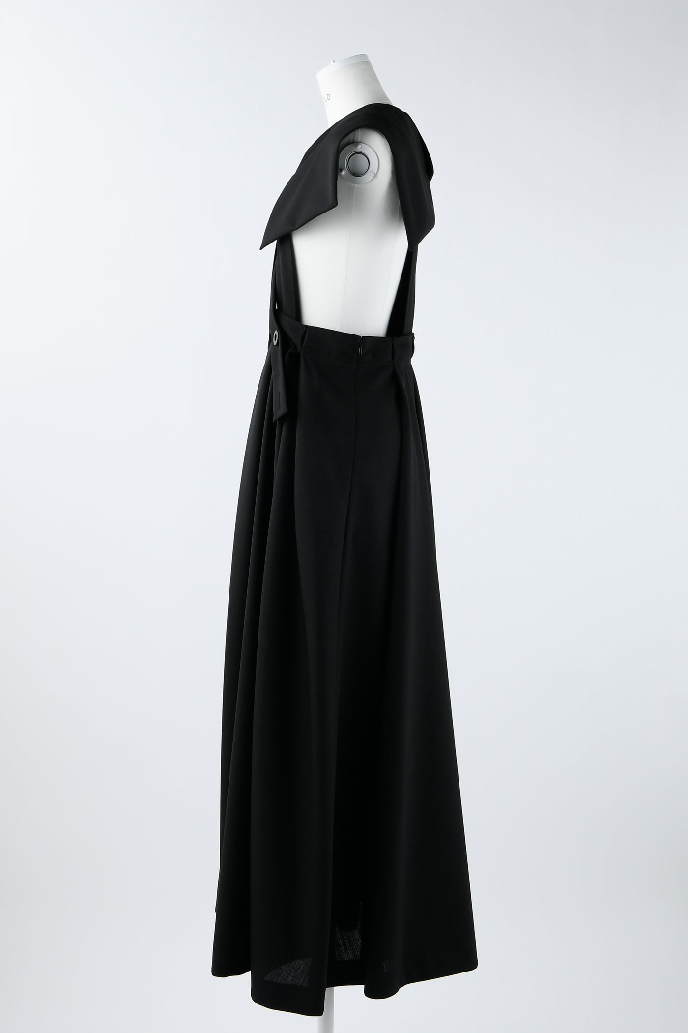 Asymmetry-collar Jumper-skirt (Black)