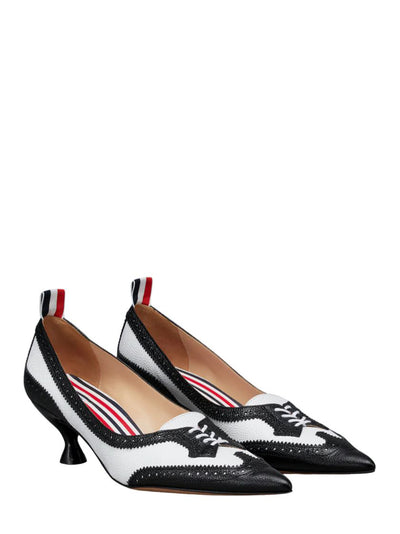 Pebble Grain Wingtip Pump (Black)