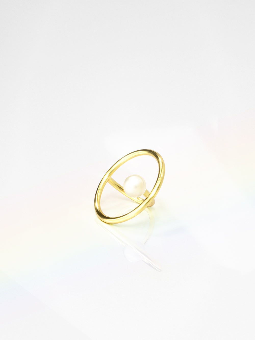 Gold Circular Ring With Pearl (Gold)