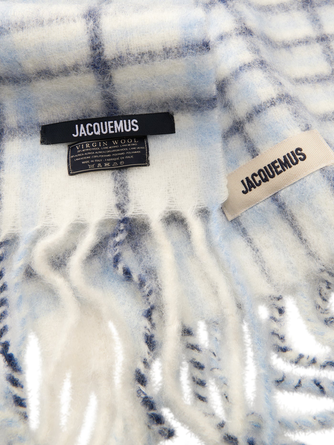 Jacquemus-L_echarpeCarro-JacquardCheckLightBlue-2