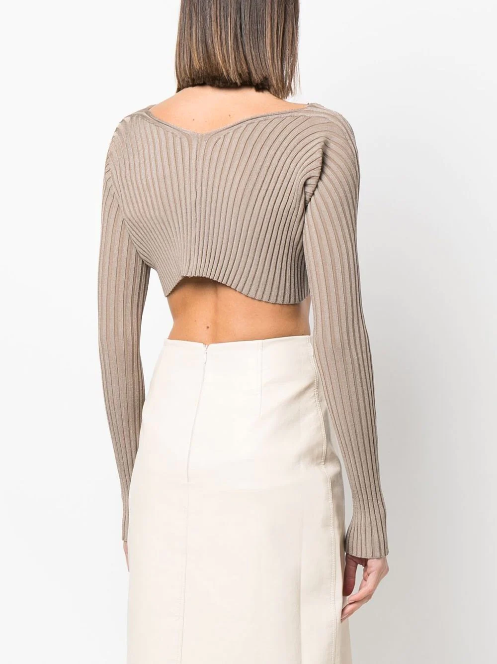 Jacquemus-La-Maille-Pralu-DarkBeige-4