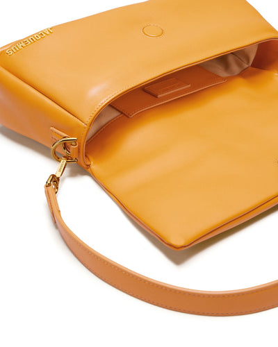 Jacquemus-LeBambimou-darkYellow-4