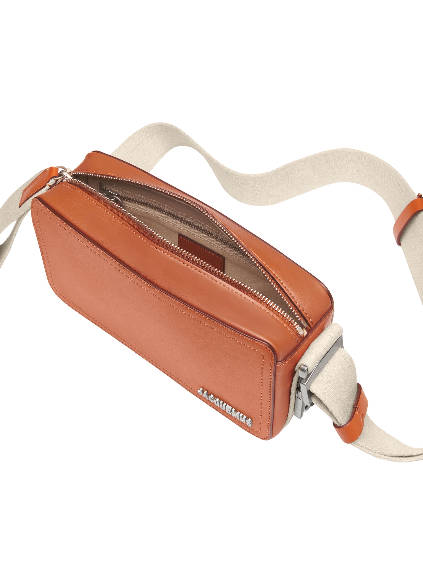 Jacquemus-LeCuerdaHorizontal-LightBrown-4