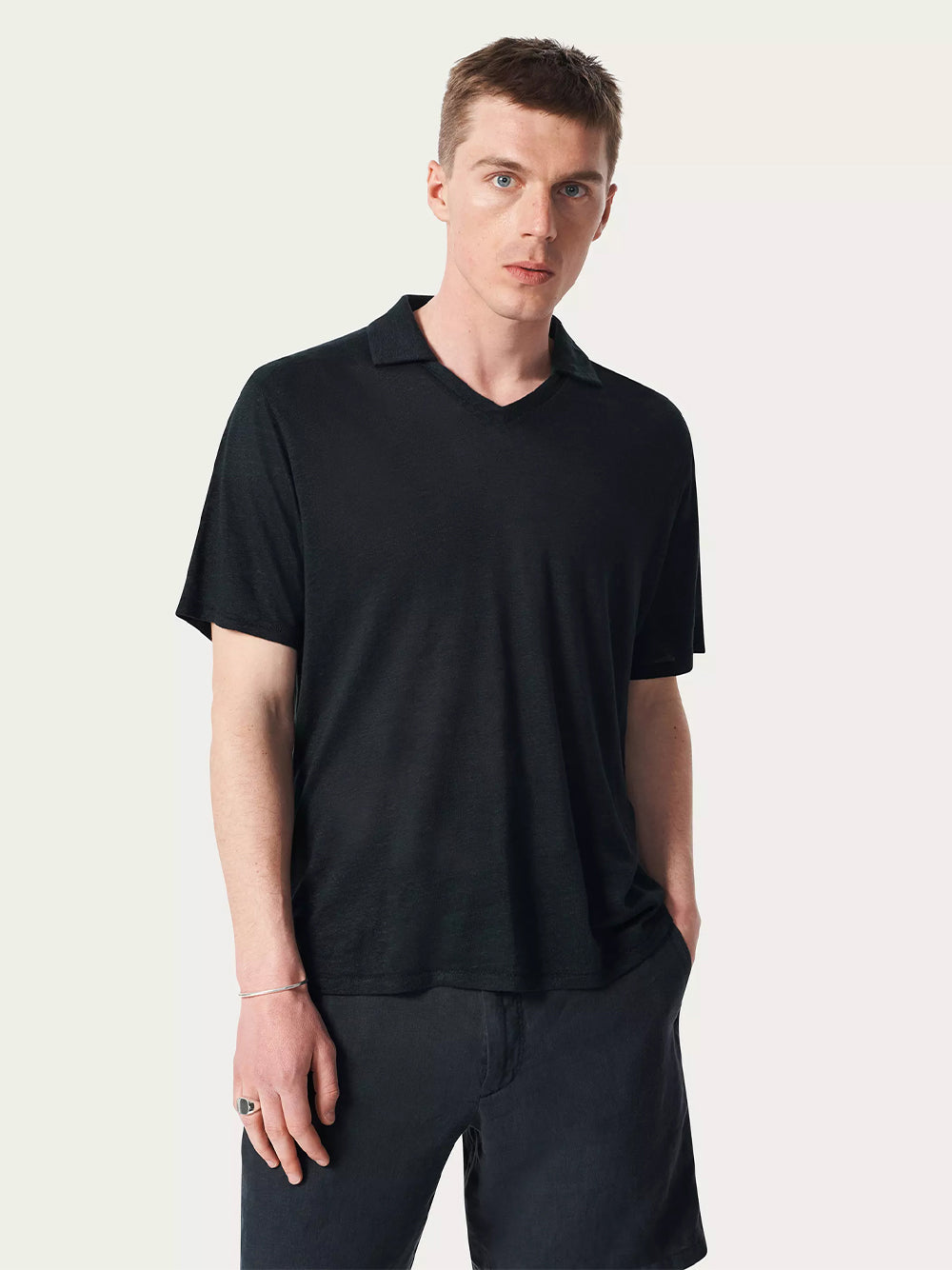 Classic Linen Johnny Polo (Black)