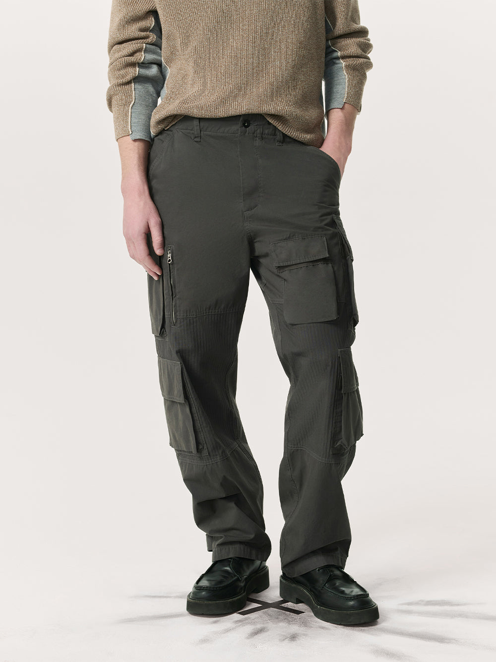 Union Relaxed Straight Cotton Cargo Pants (Dark Grey)