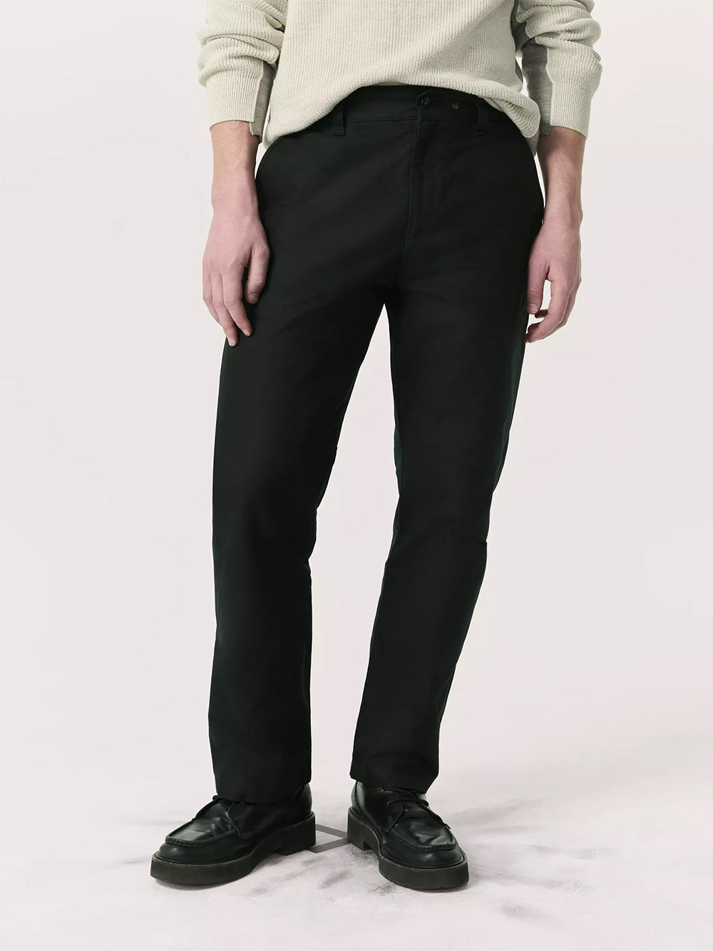 Haydon Straight Fit Cotton Chino Pants (Black)