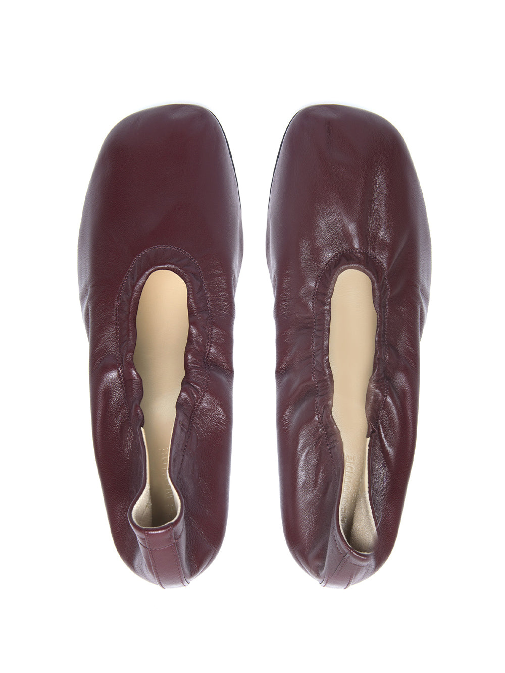 Mica Flat Leather W/
Elastic Oxblood