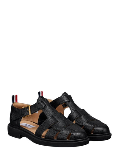 Pebble Grain Leather Fisherman Sandal (Black)
