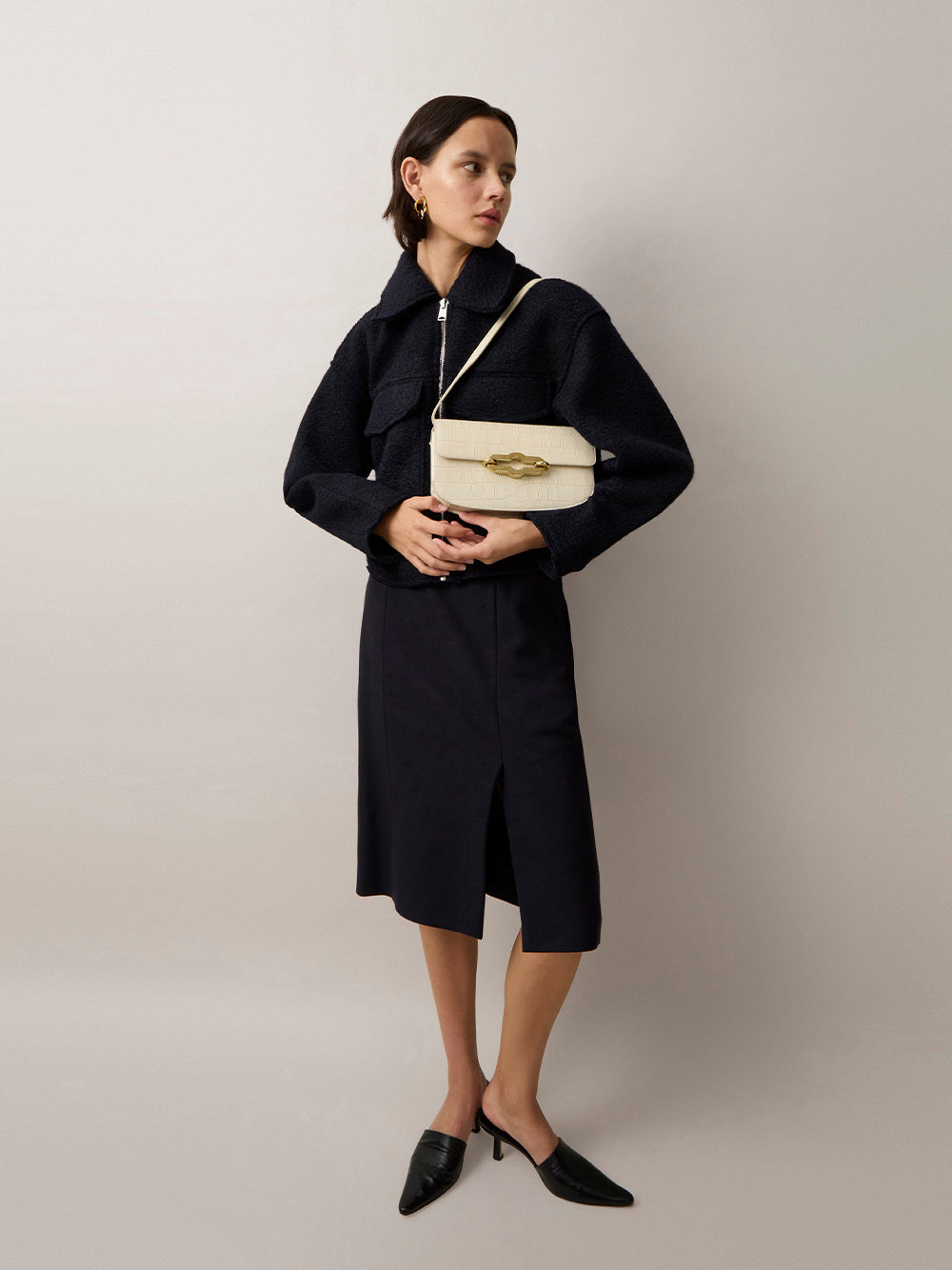 East West Pimlico (Eggshell)