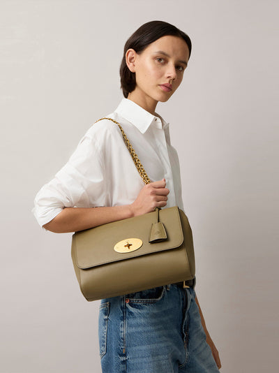 Medium Lily (Linen Green)