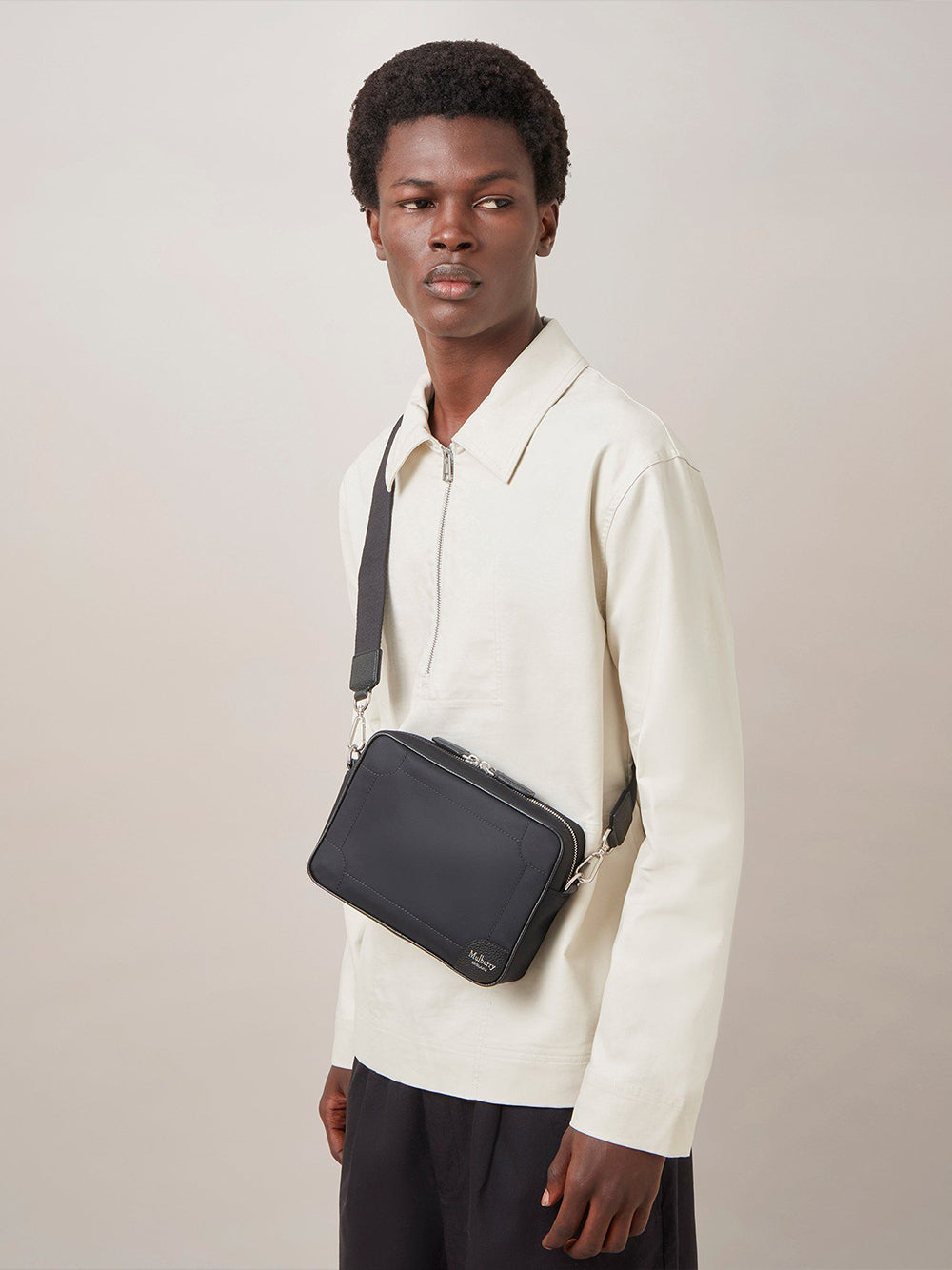 Belgrave Crossbody Messenger (Black)