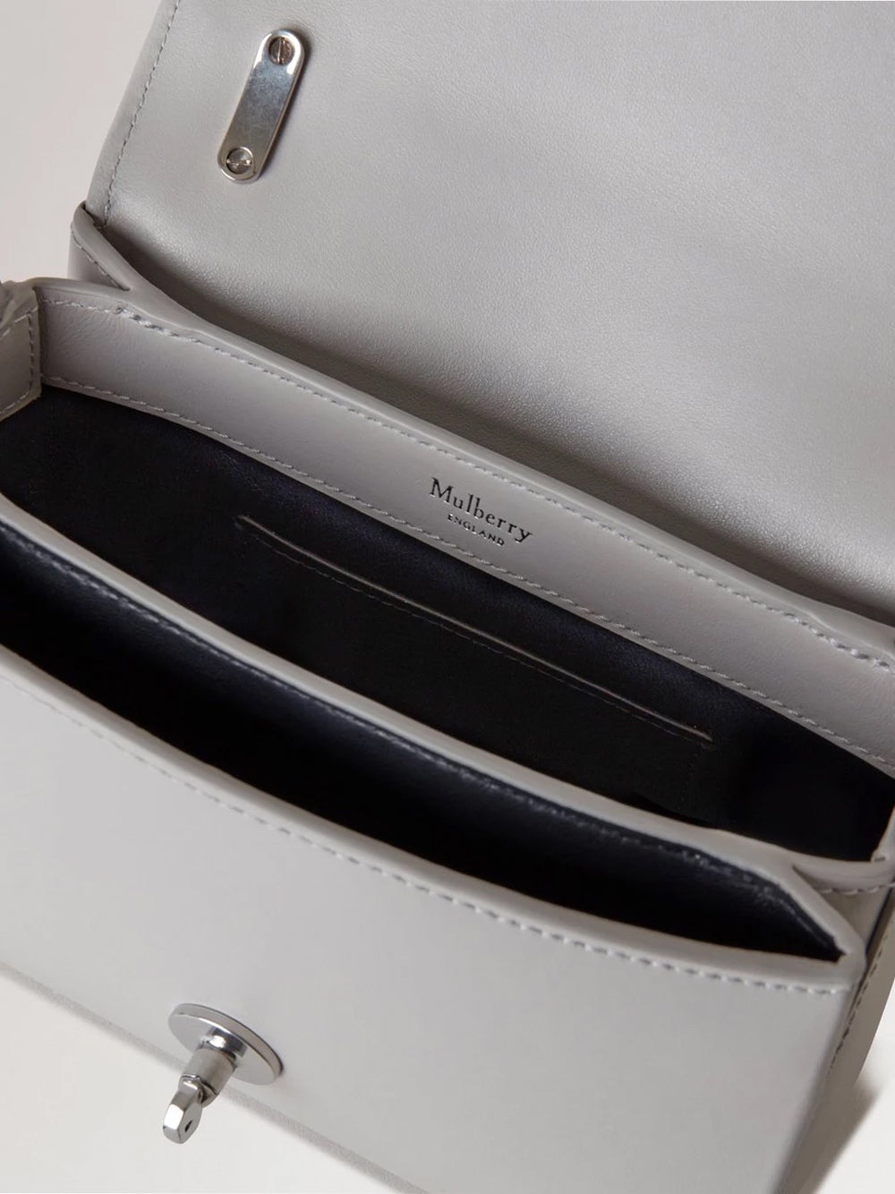 Small Lana Top Handle Pale Grey