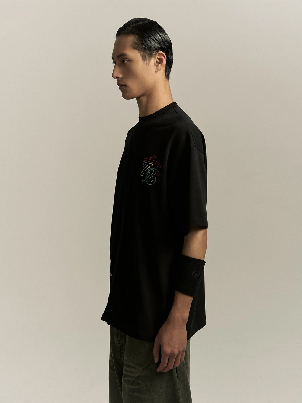 Sava Oversized Family Tee (Euphoric Black)