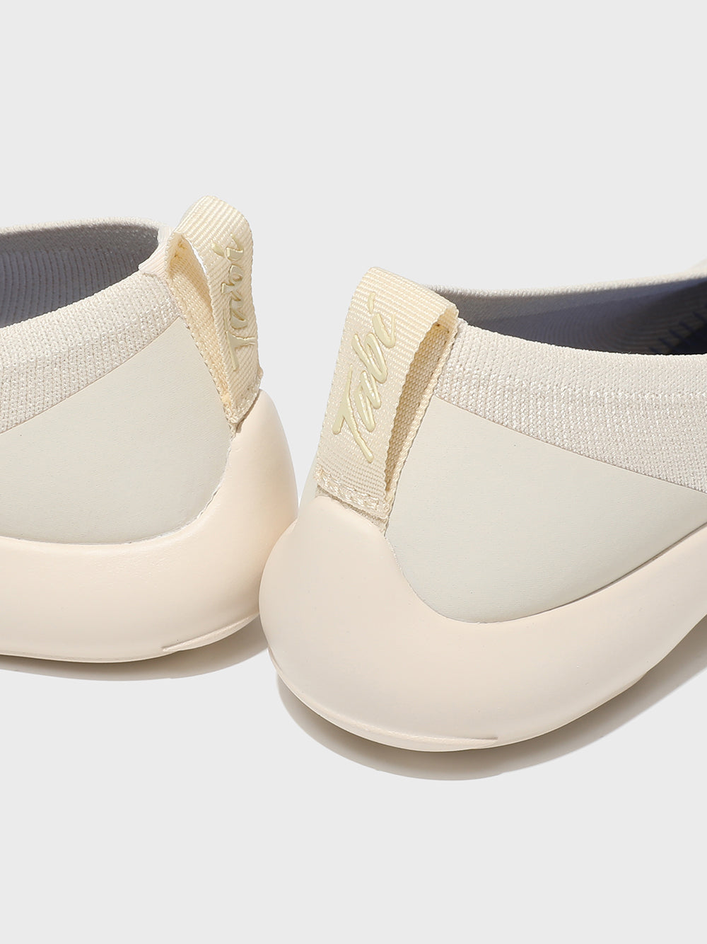 Tabi Ballerina Off White