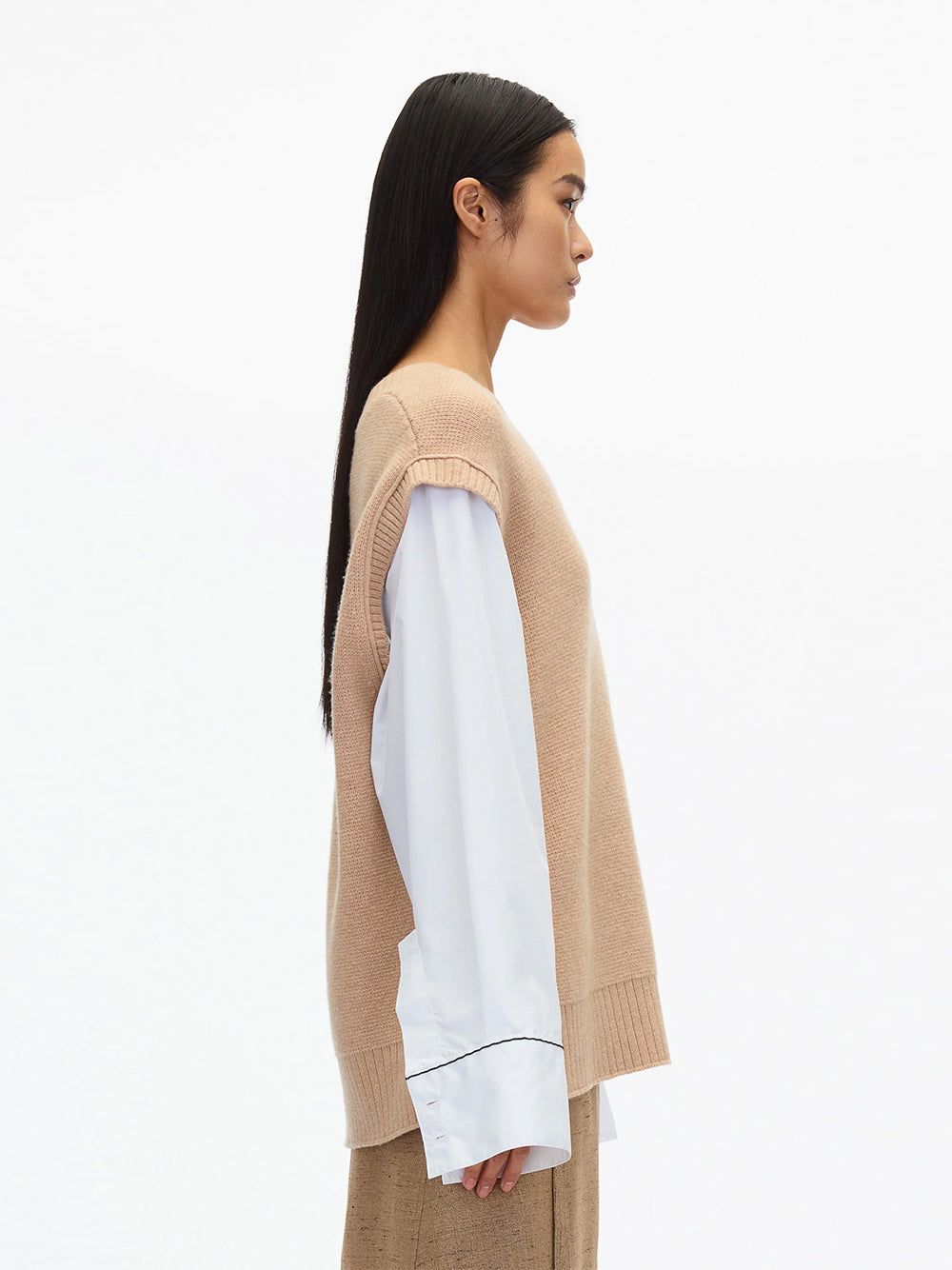Oversized Knit Vest with Poplin Sleeves (Beige)
