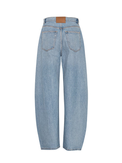 Oversized Rounded Low Rise Jean Classic (Light Indigo)