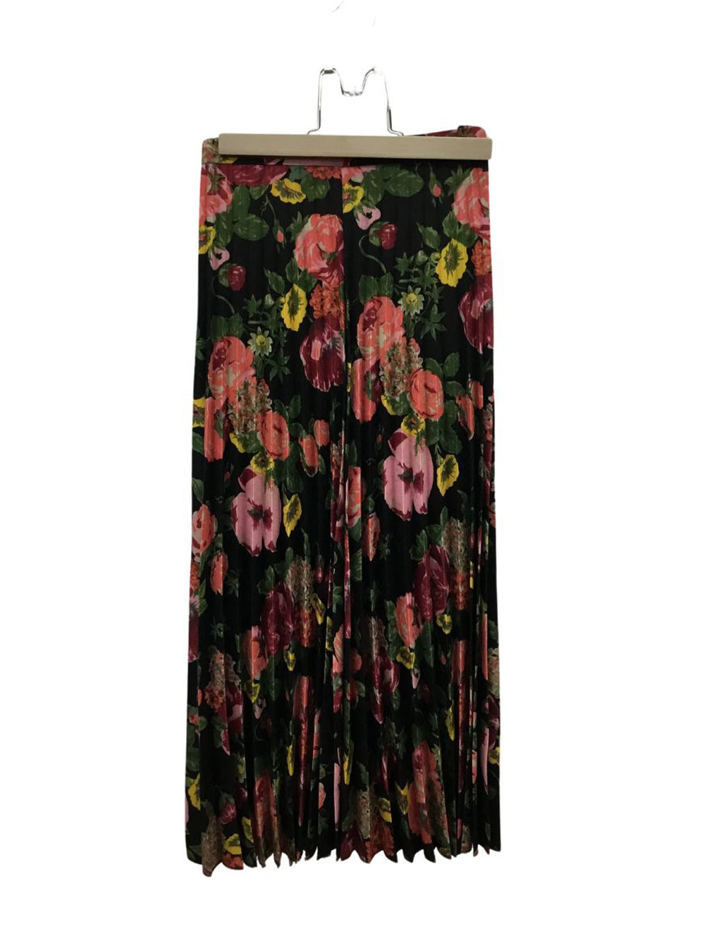 Polyester Wool Flower Pattern Print Black /Pink