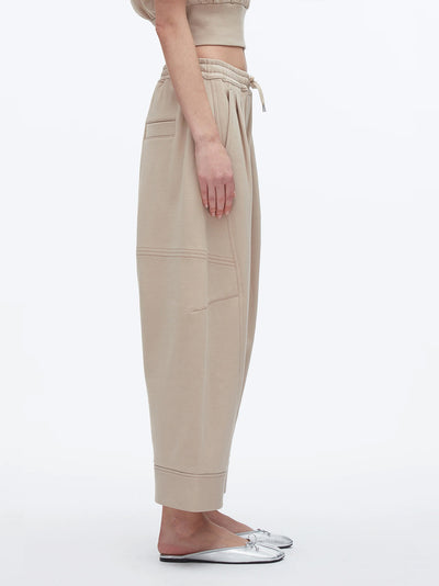Curved Leg Cropped Sweatpant (Concrete)