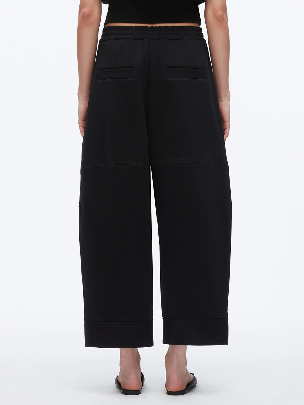 Curved Leg Cropped Sweatpant (Midnight)