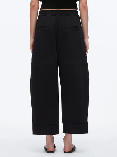 Curved Leg Cropped Sweatpant (Midnight)