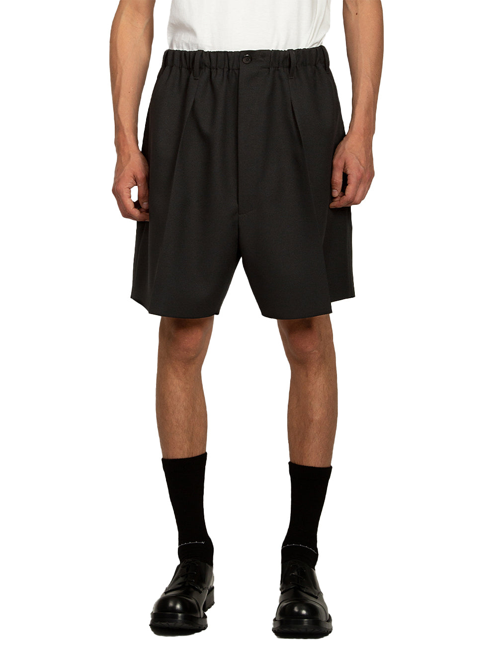 Worker Low Crotch Shorts (Black)