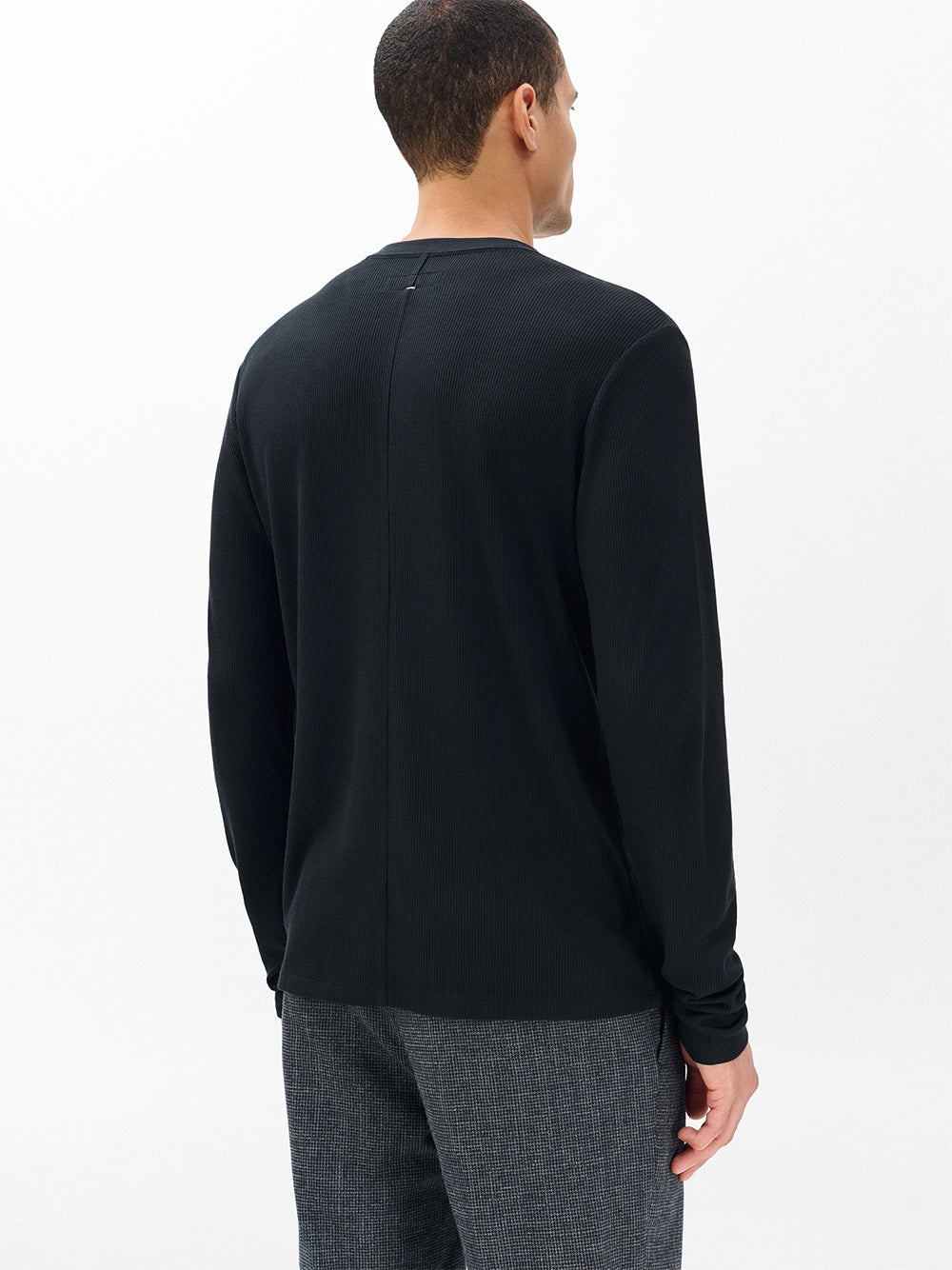 Tech Waffle Henley (Black)