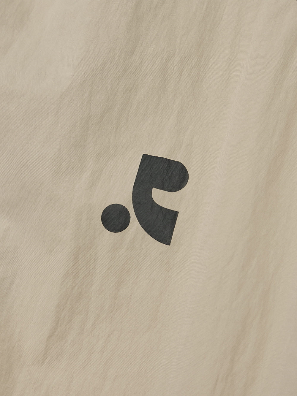 V-Neck Wind Shirt Beige
