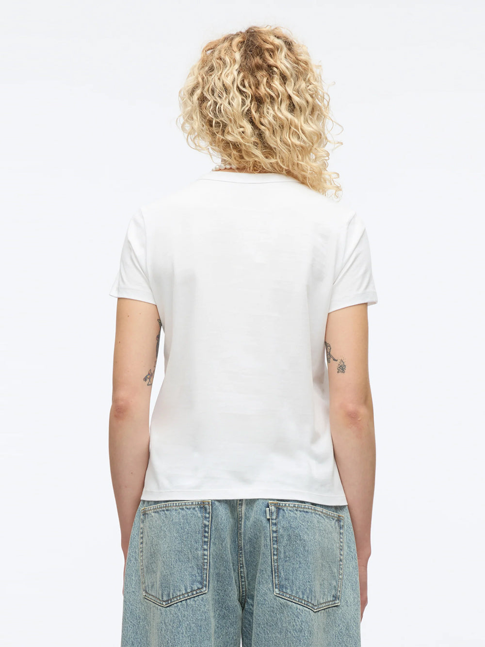 Cropped Tee With Bouquet Embroidery (White Multi)